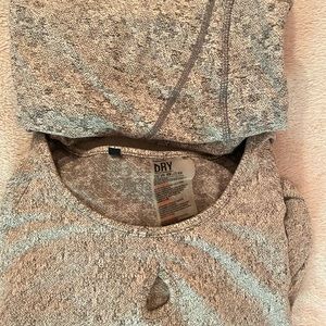 XS HEATHER GREY GYM-SHARK SET: Long sleeve & Long-ankle length leggings!